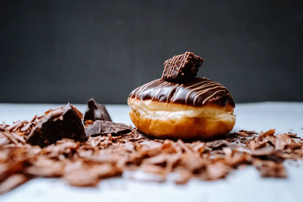 Produktfoto veganer Donuts im Lifestyle Stil