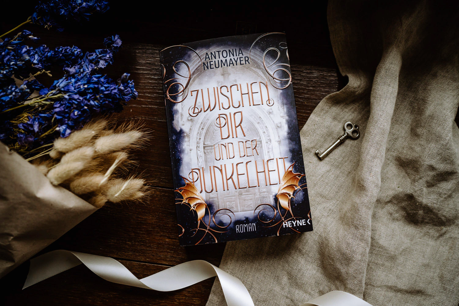 Buchcover mit unserem Bild im Einband