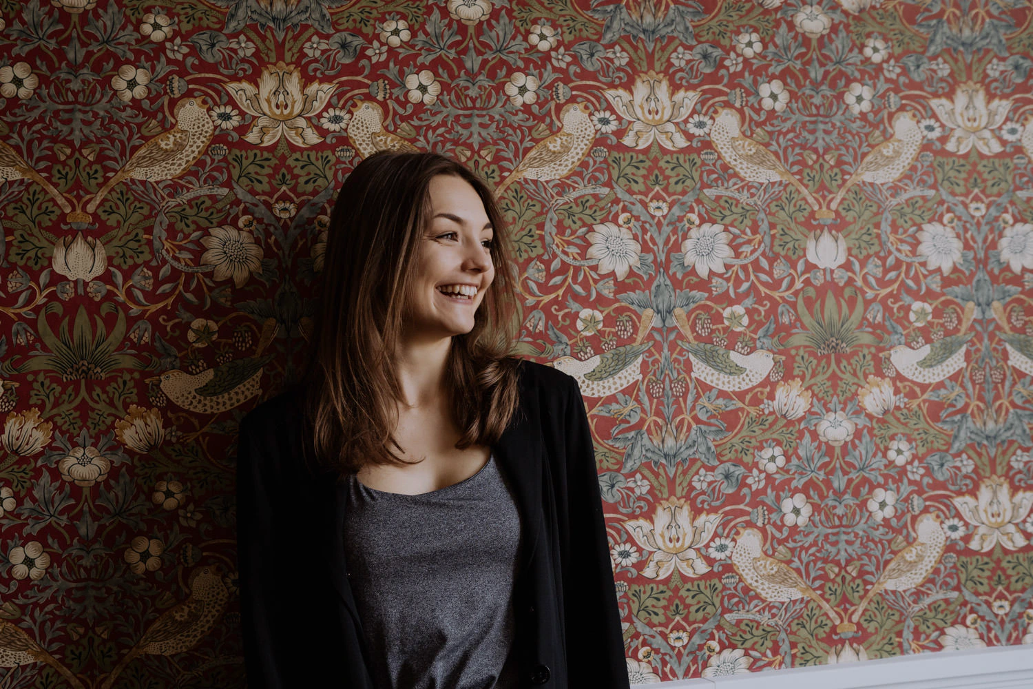 Authentisches Portrait einer jungen Autorin